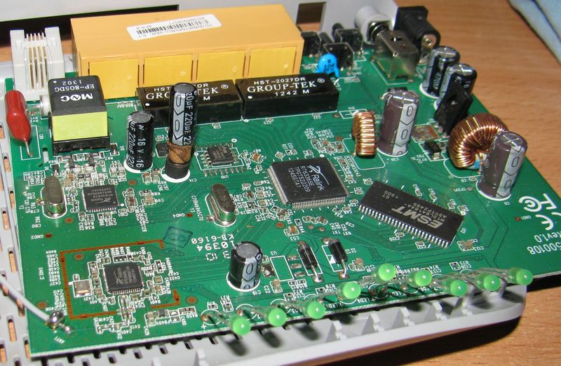 TP-Link TD-W8951 конденсаторы